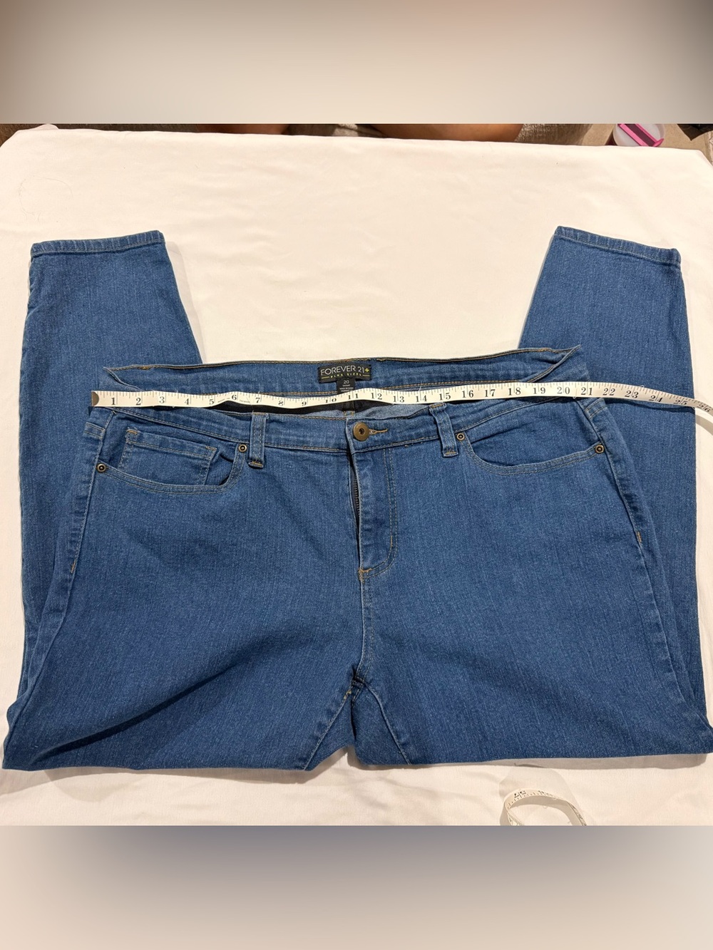 Forever 21 Men’s Classic Blue Relaxed Fit Jeans